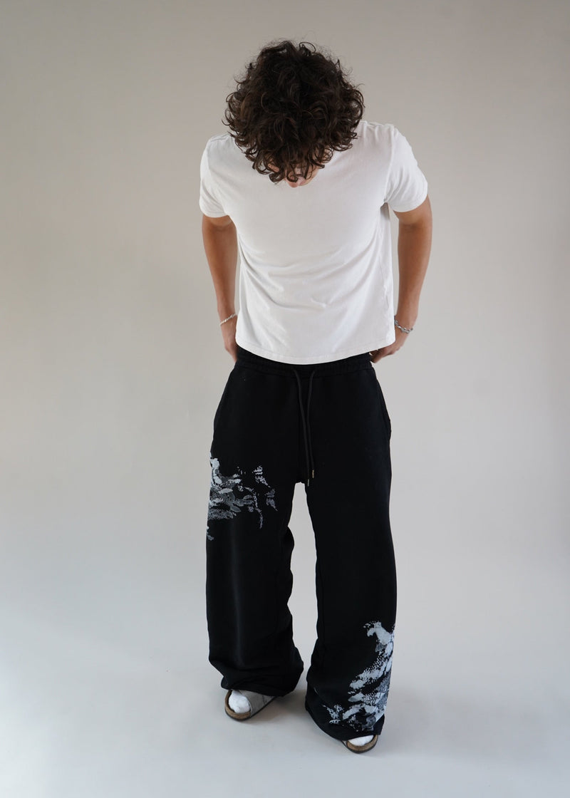"arc" sweats black