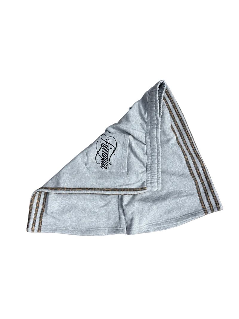 grey leopard   sweatshorts